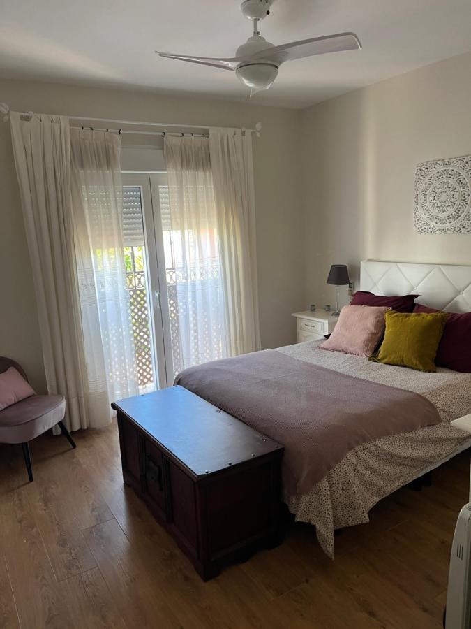 Casa Con Piscina Cerca De Sevilla Eksteriør billede