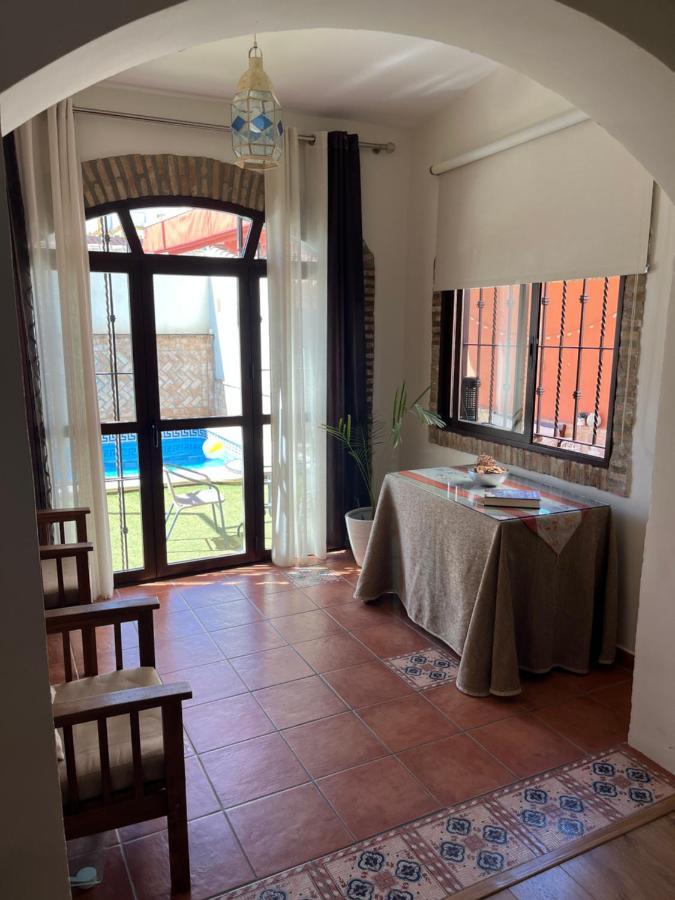 Casa Con Piscina Cerca De Sevilla Eksteriør billede