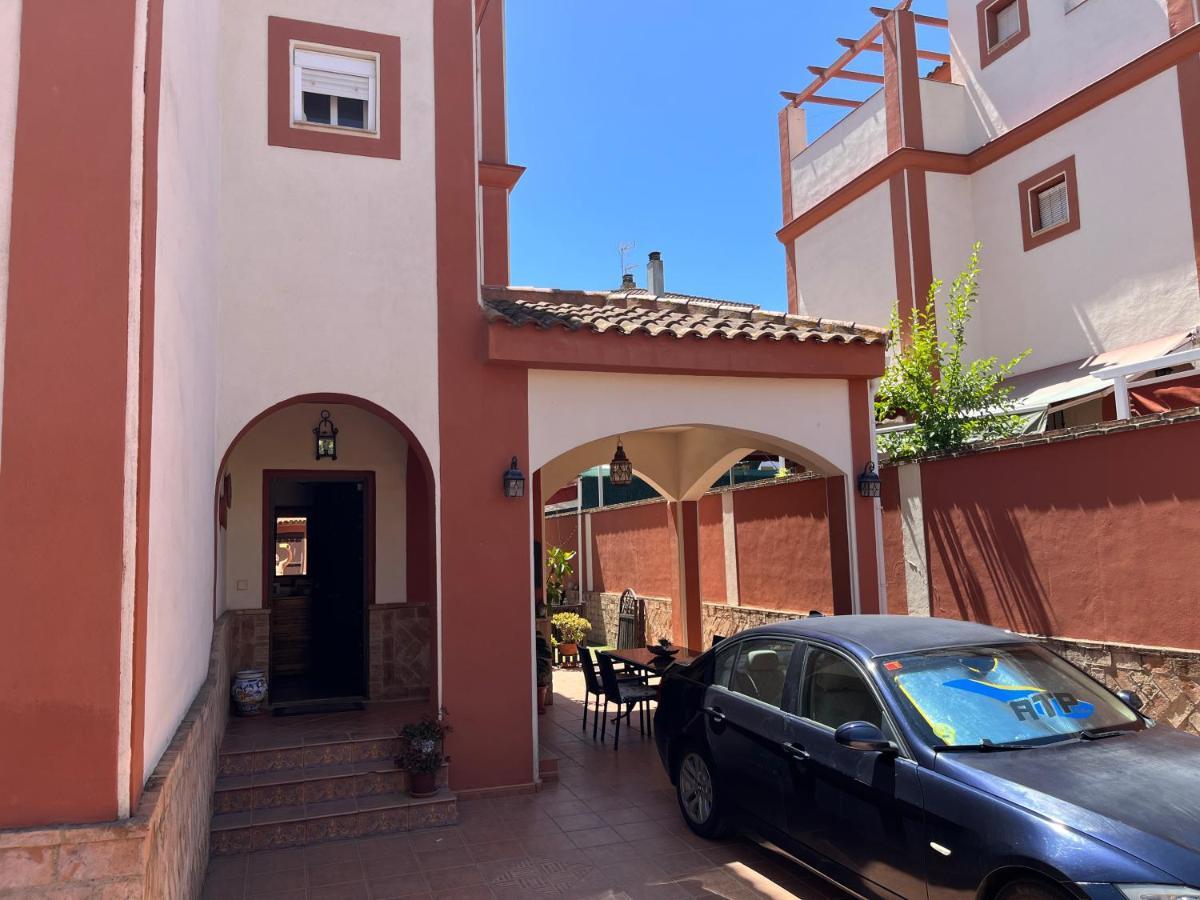 Casa Con Piscina Cerca De Sevilla Eksteriør billede